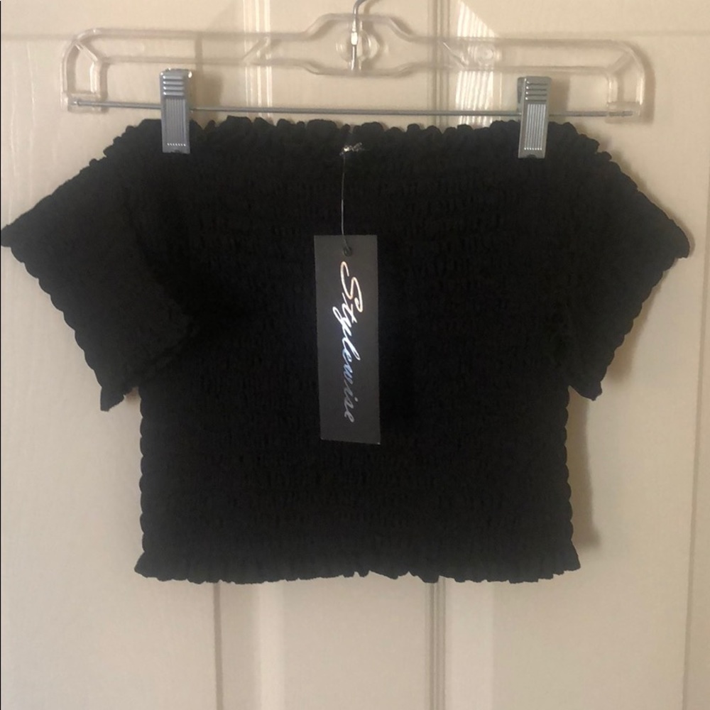 Black Stretchy Stylewise Off the Shoulder Crop